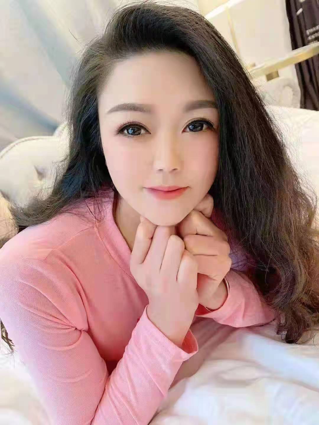 南坪亚太商谷的妹子，真实大胸，服务很好