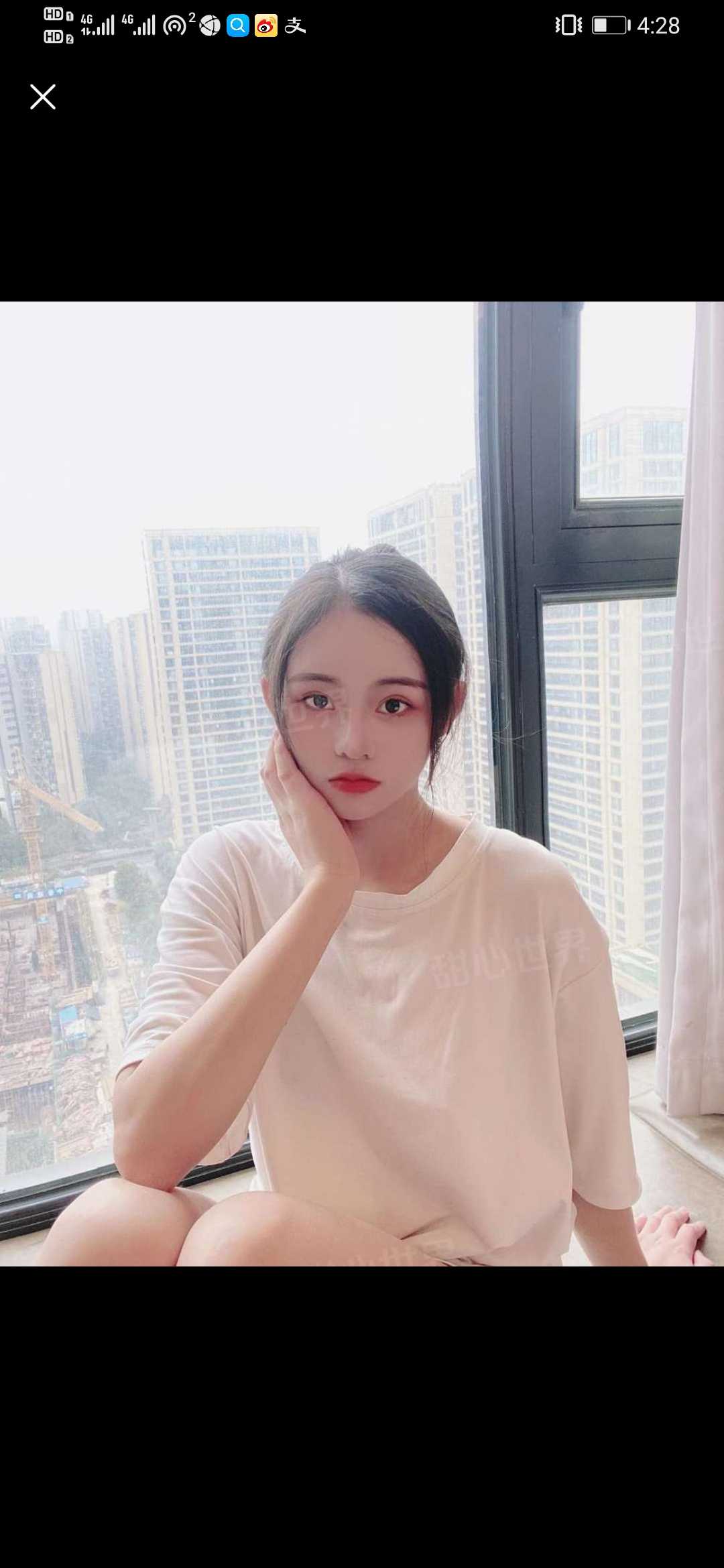 分享一个非常漂亮的小姐姐给大家！