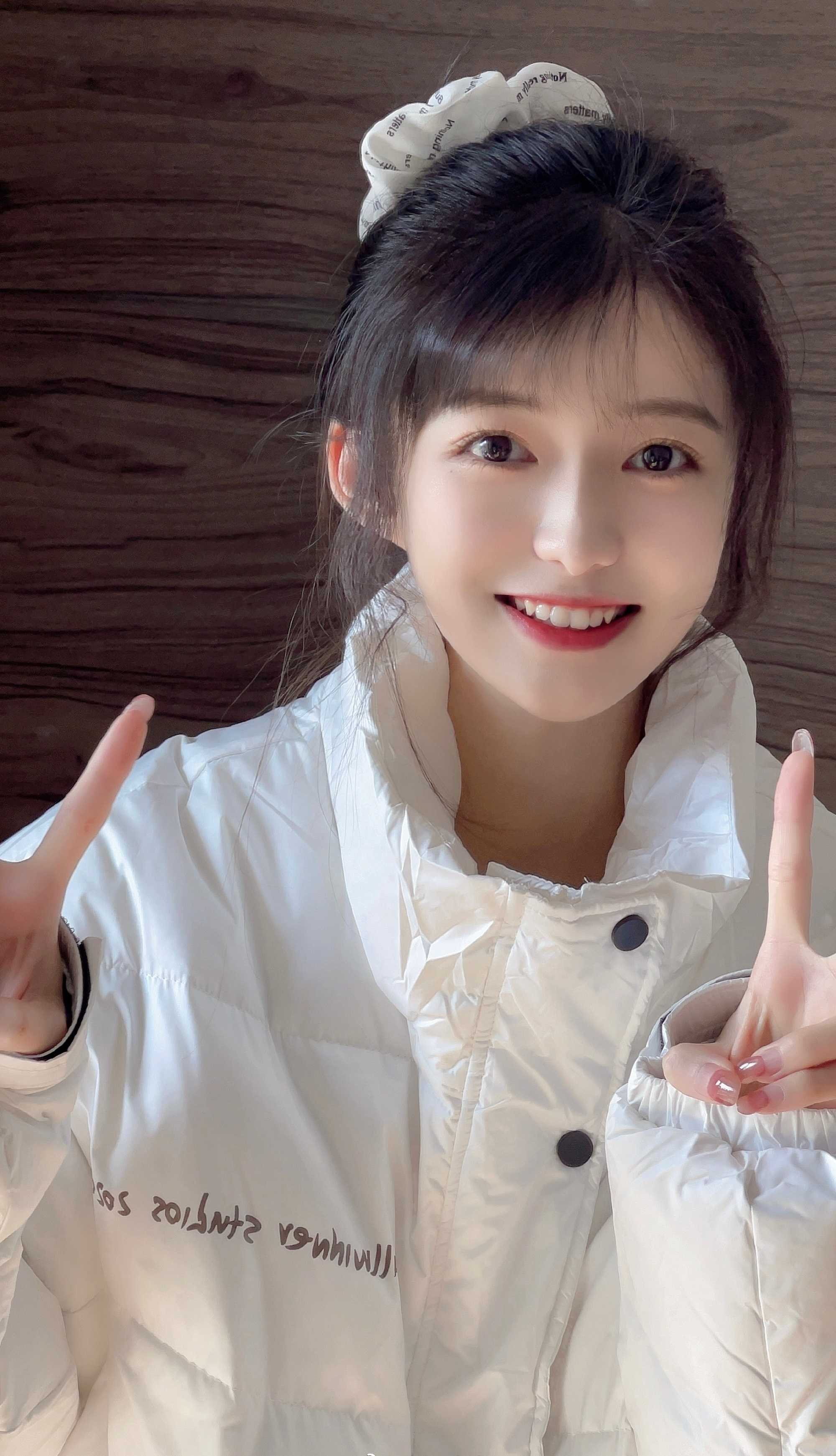 一个鸡头推荐的00后