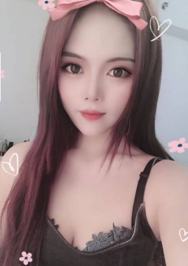 奶子够大，个子中等，一看就是Sao货一枚