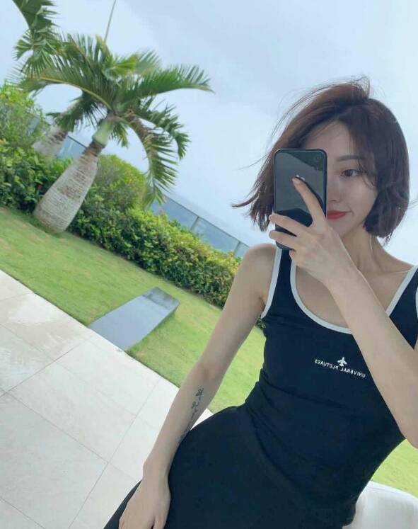 极品甜美型99年学生下海