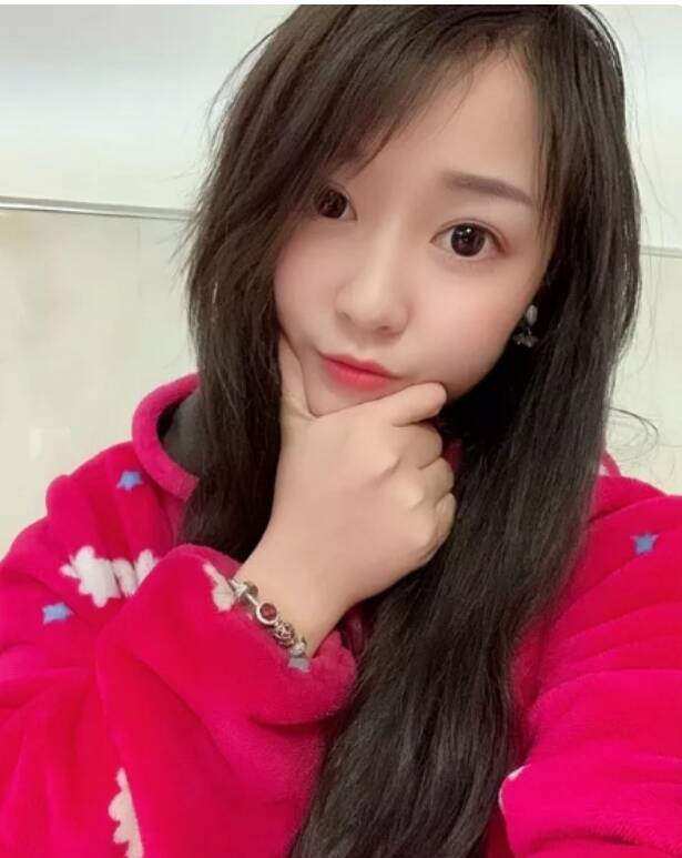 常熟巨乳欲女等你来艹