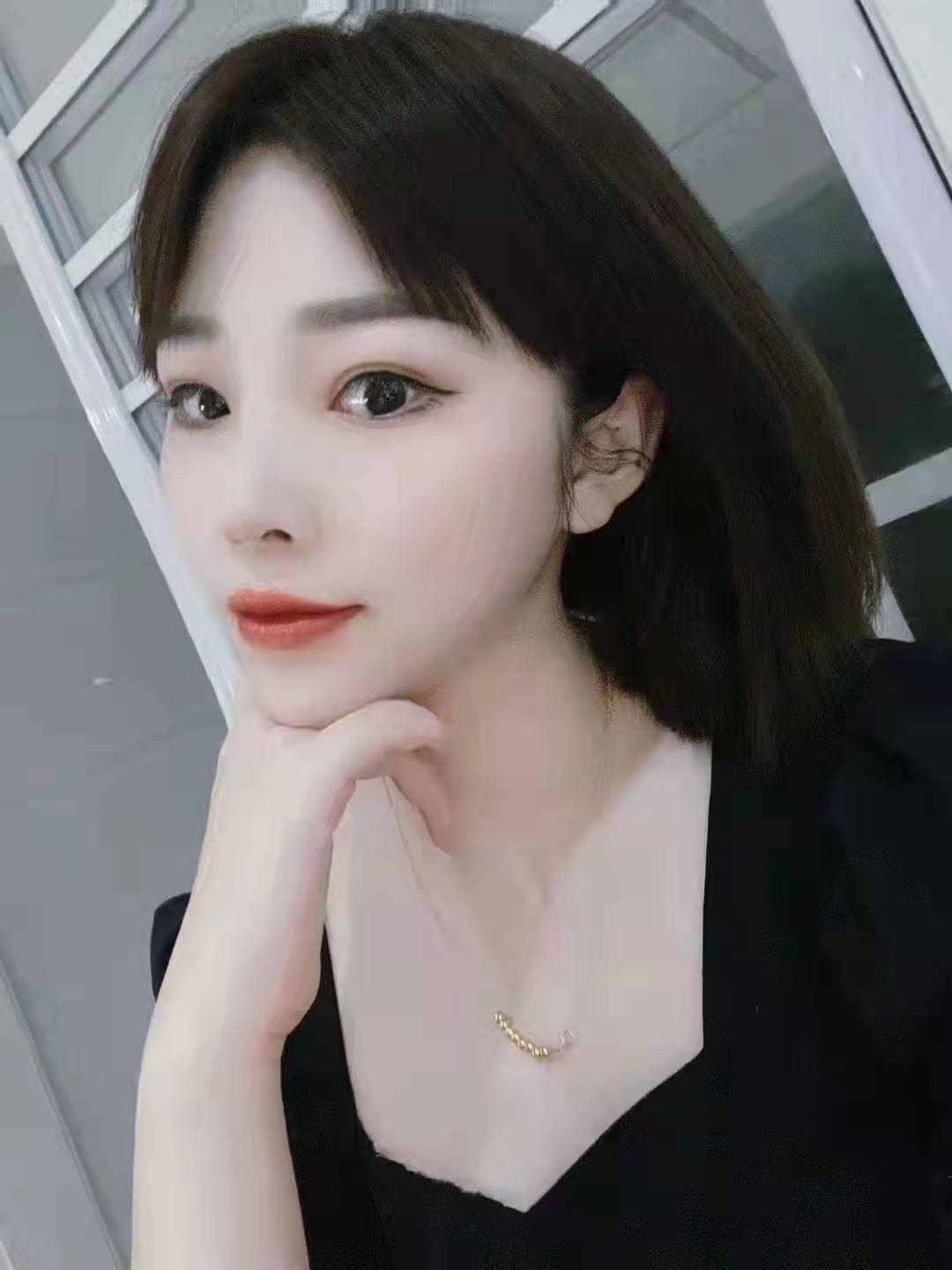 分享一个超级不错的小姐姐给大家玩