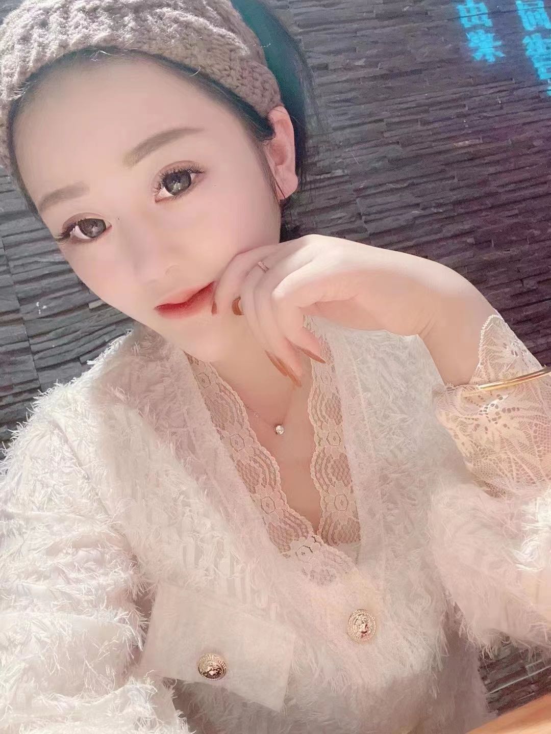 貌美如花的小姐姐