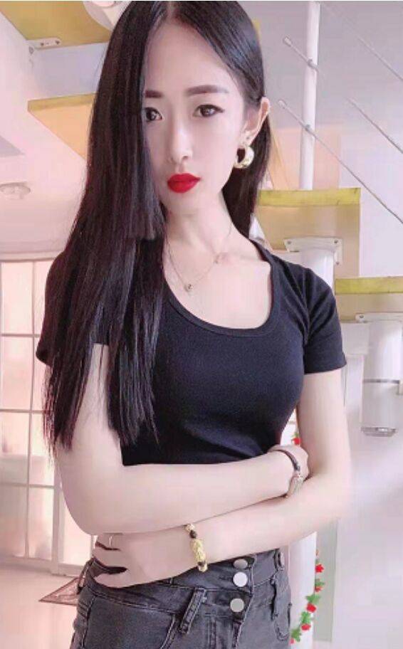 发掘一个成都大奶楼凤