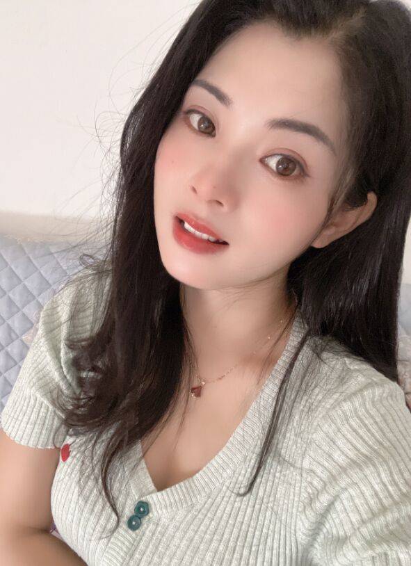 龙华区极品白虎小妹妹