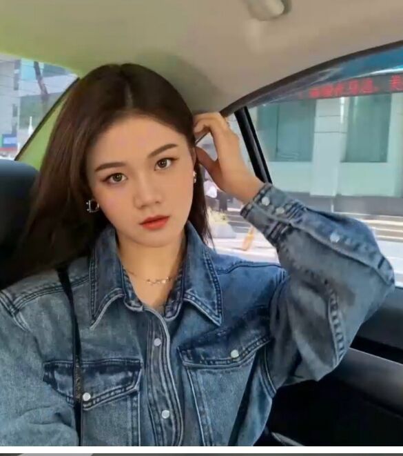 皮肤白嫩清纯美女，靠谱懂事有激情