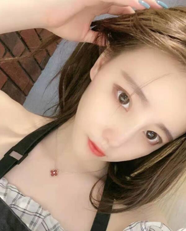 小女孩，朋友介绍。极品
