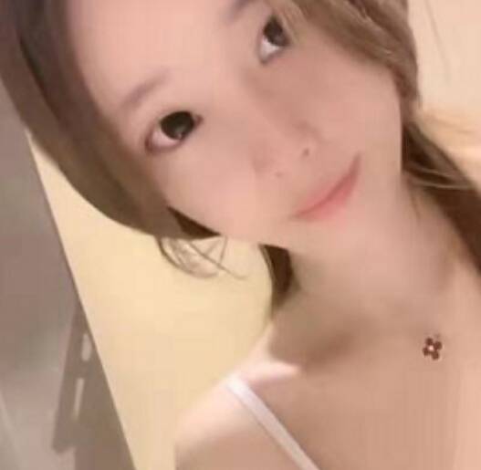 小女孩，朋友介绍。极品