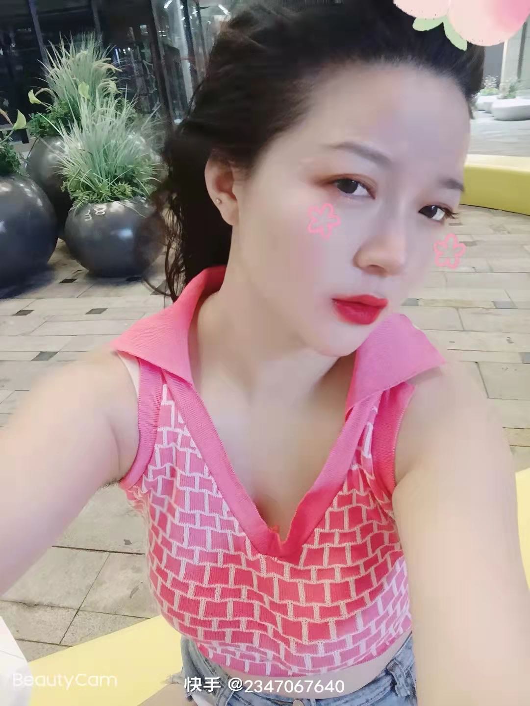 美兰区少妇胸大手感好，皮肤白