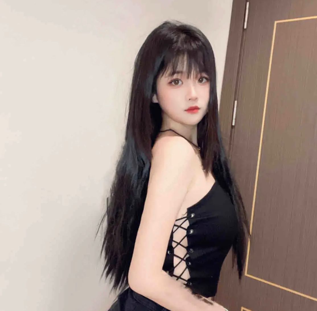 东莞制服纹身大波妹