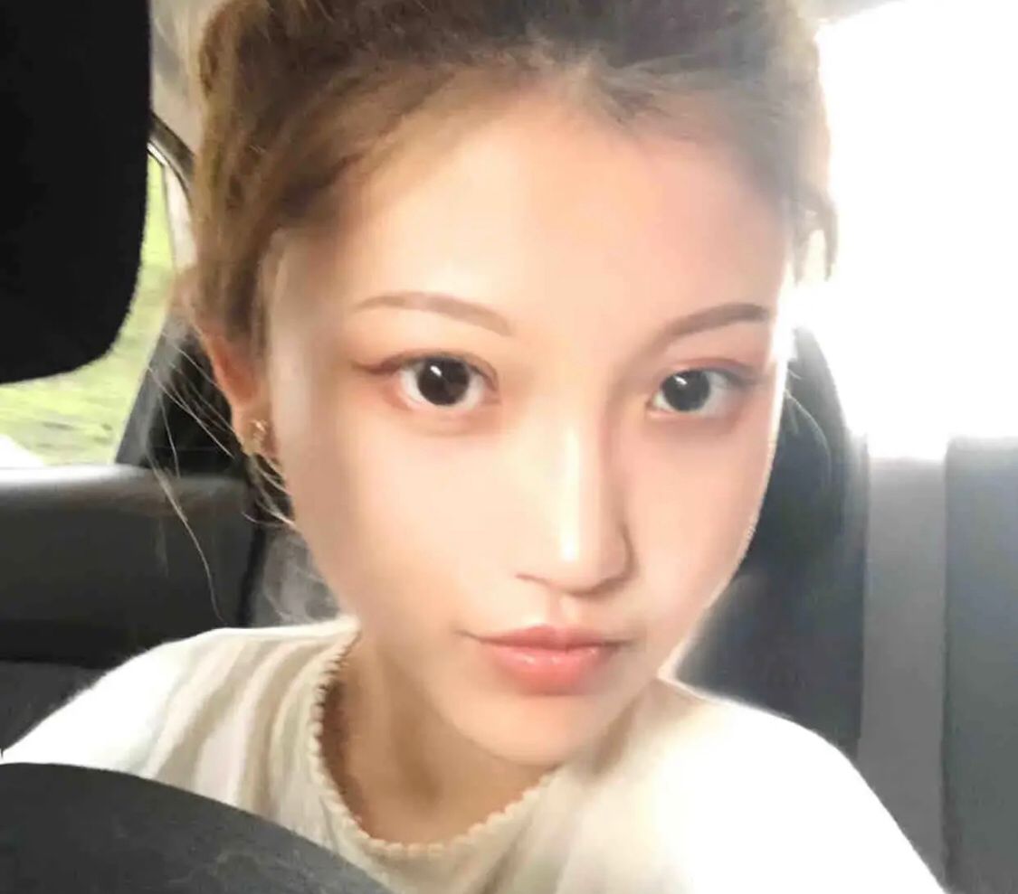 刚出来兼职的大学妹子