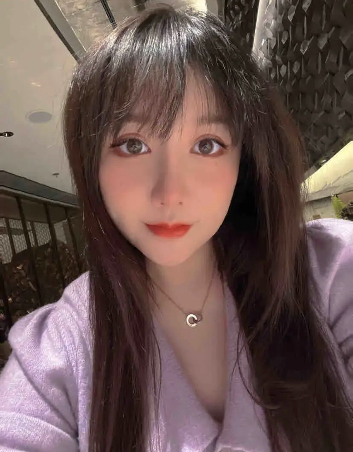 胸超级大的mm，值得一去