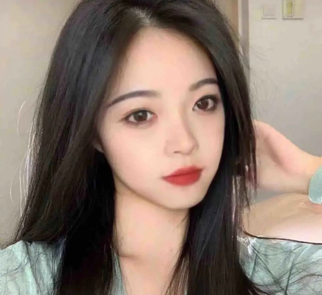 身材好颜值高的妹妹