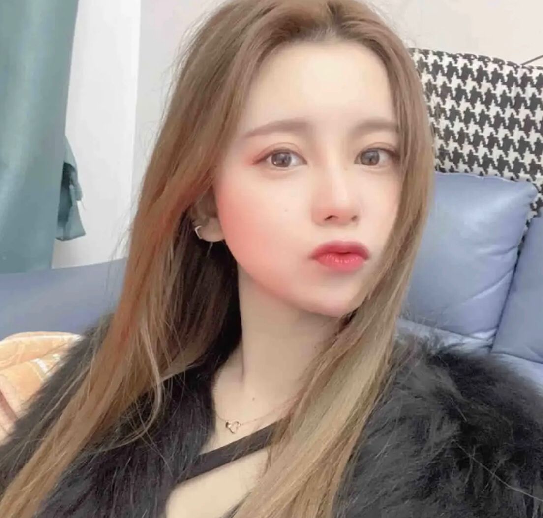 十分风Sao的少妇