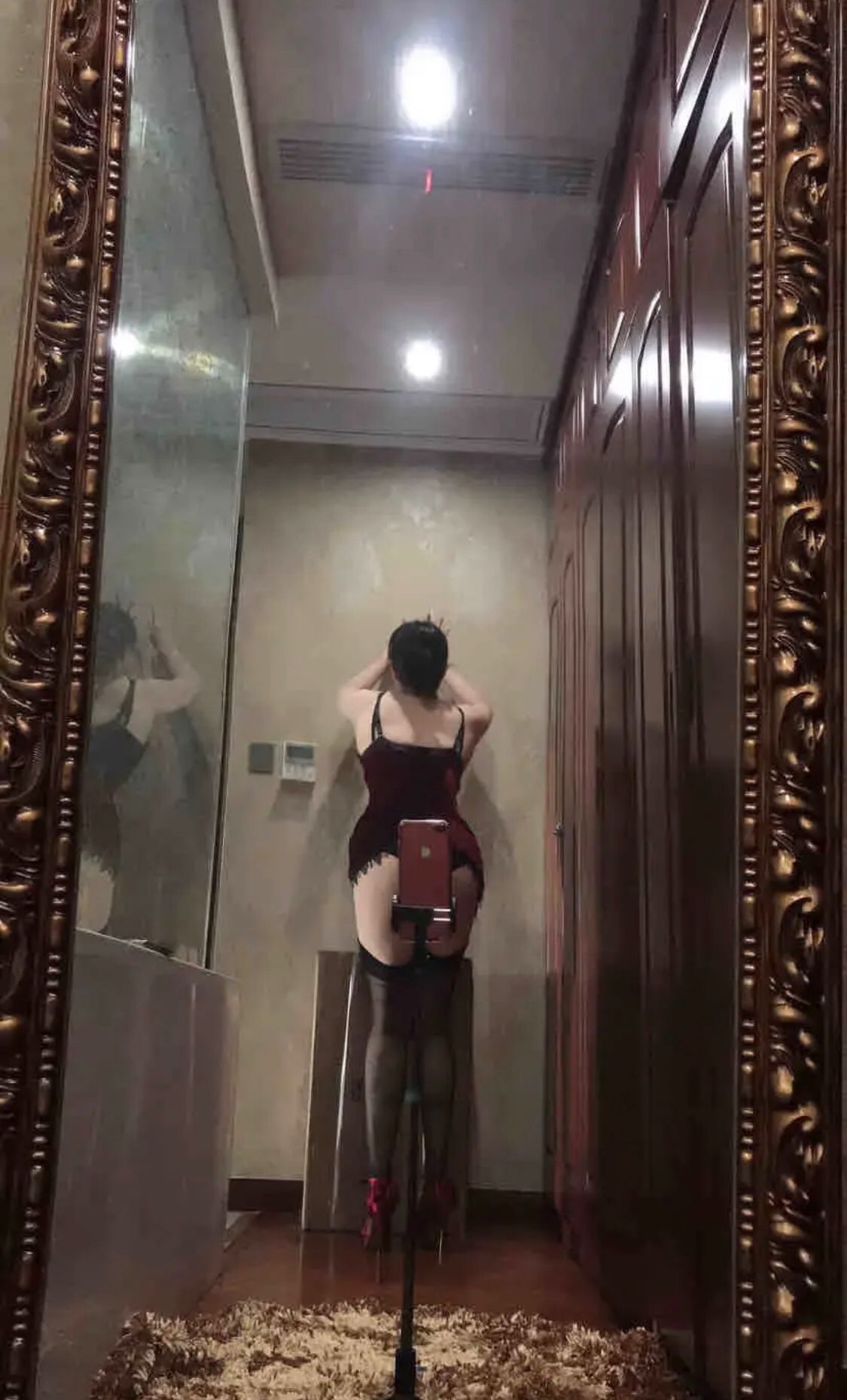 水多的服务好的少妇。各种调情，姿势听指挥