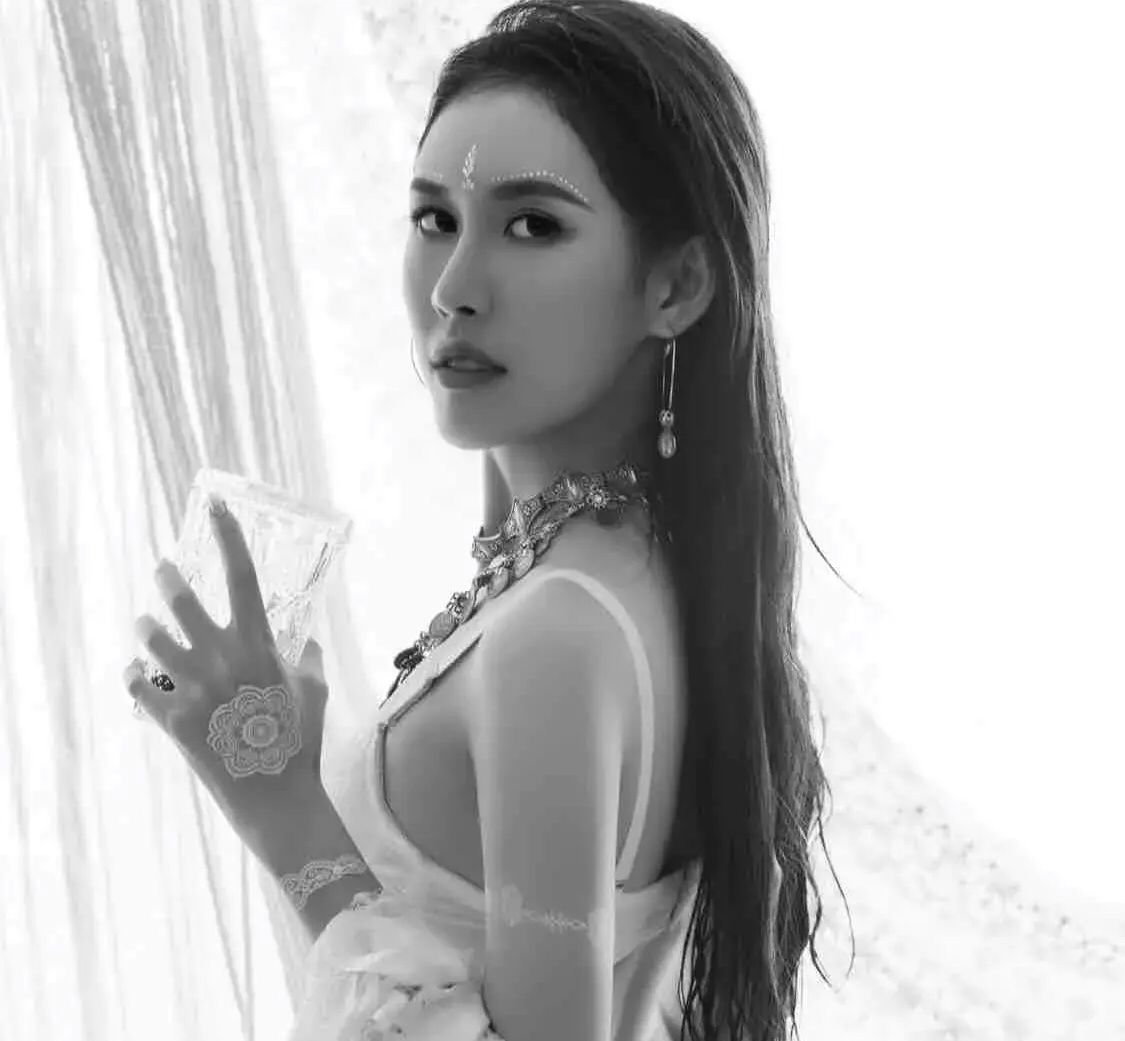 漂亮模特小兼职