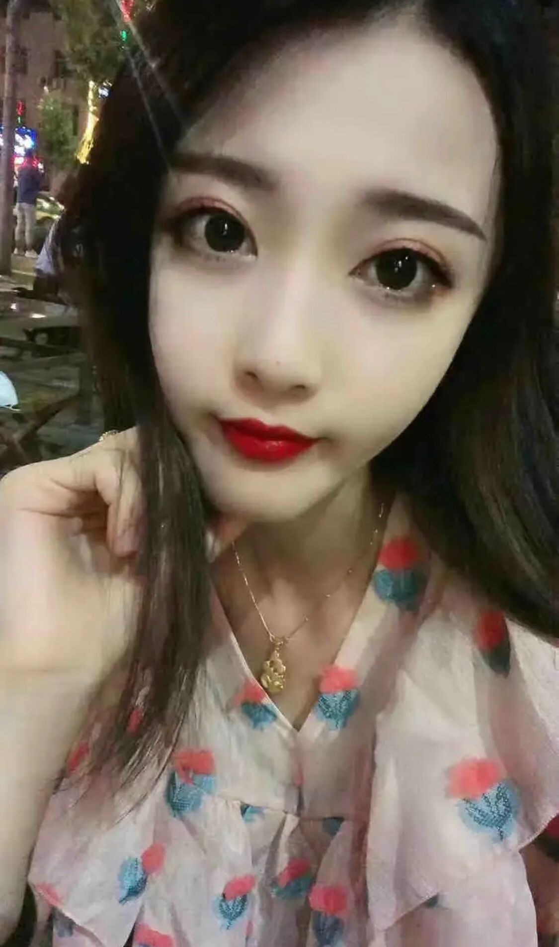 一个清纯长腿妹子，8张QT服务，喜欢玩腿的喜欢服务的可以