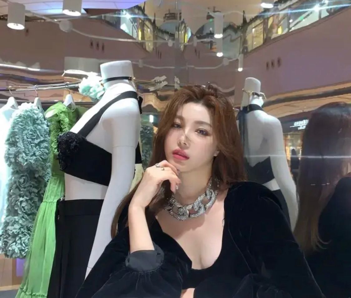 超级给力的兼职模特