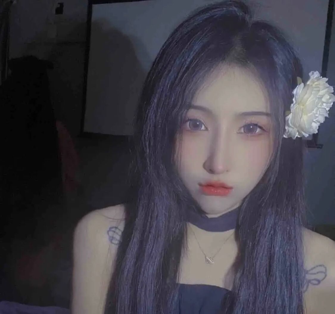 颜值不错，态度还可以