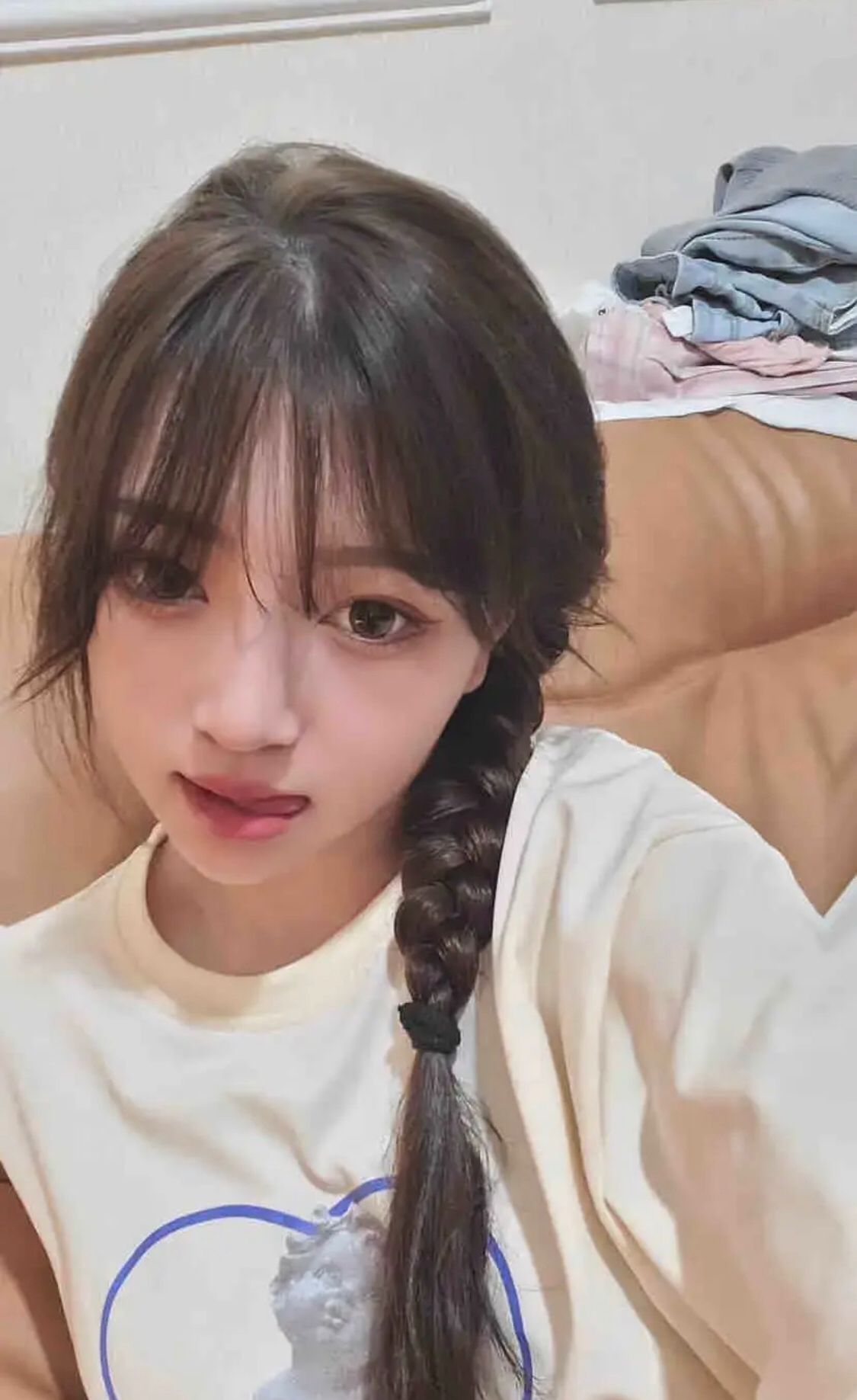 很主动很好看的妹子