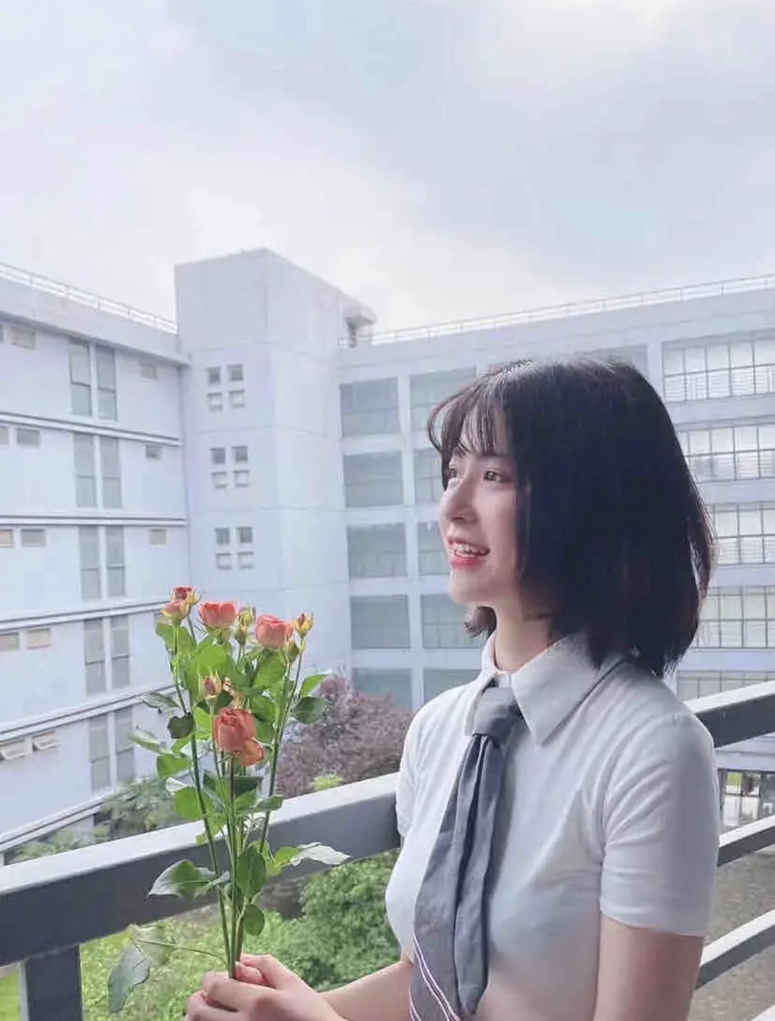 初入社会兼职学生妹