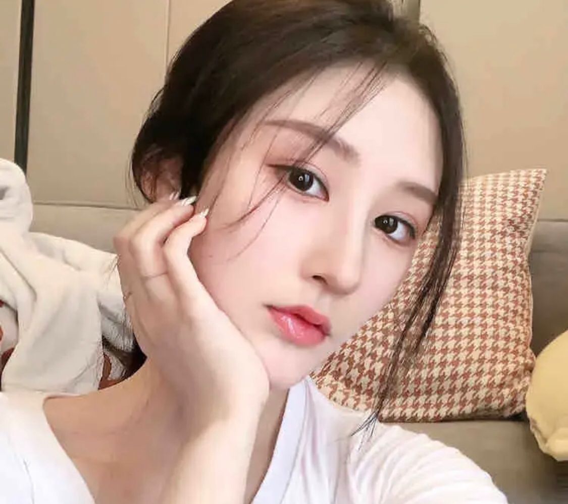 上城区极品小姐姐