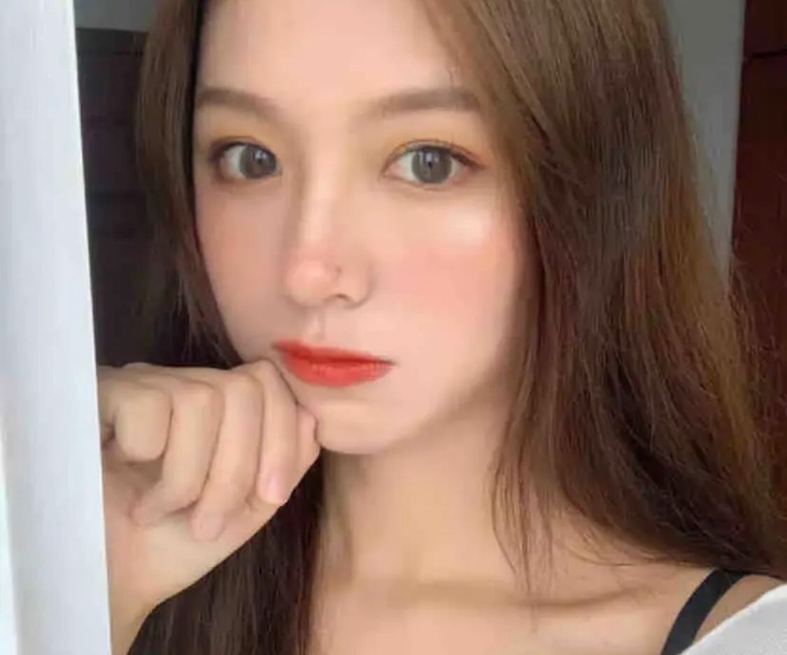 成都出差体验最爽的一个妹子