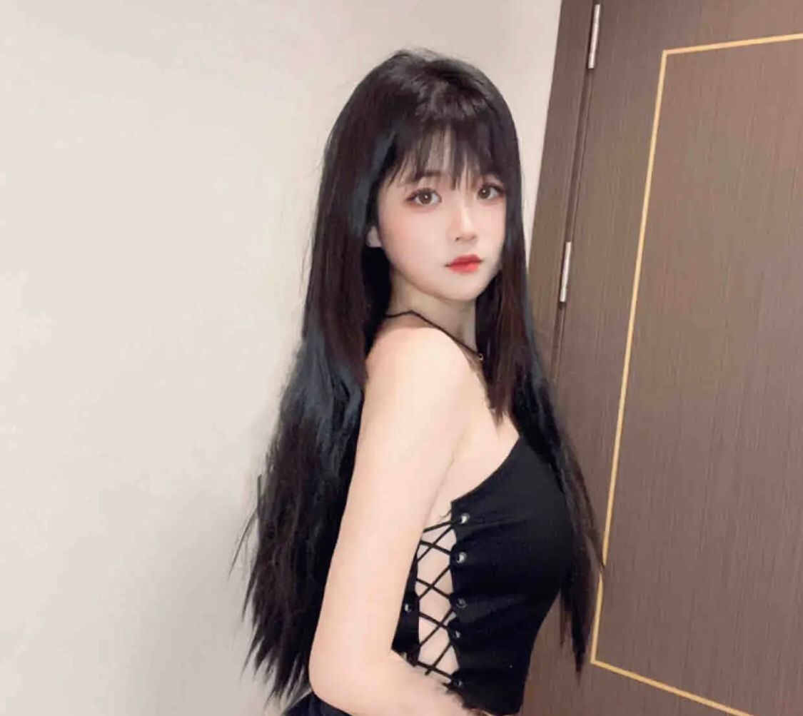 KH超级给力的妹子