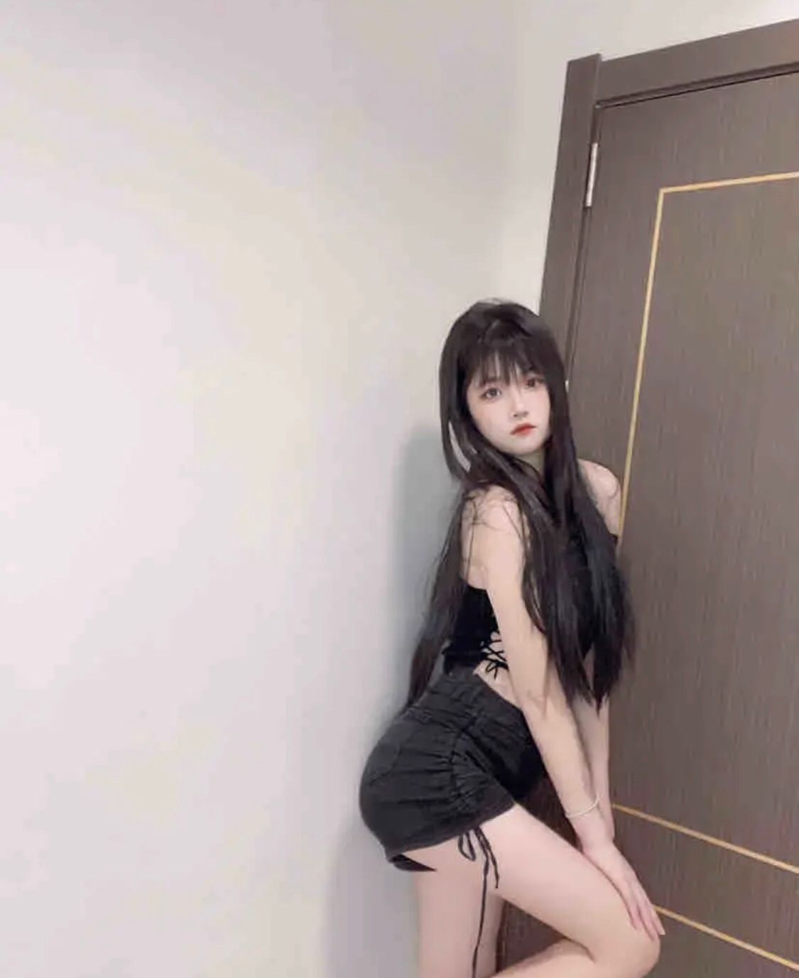 KH超级给力的妹子