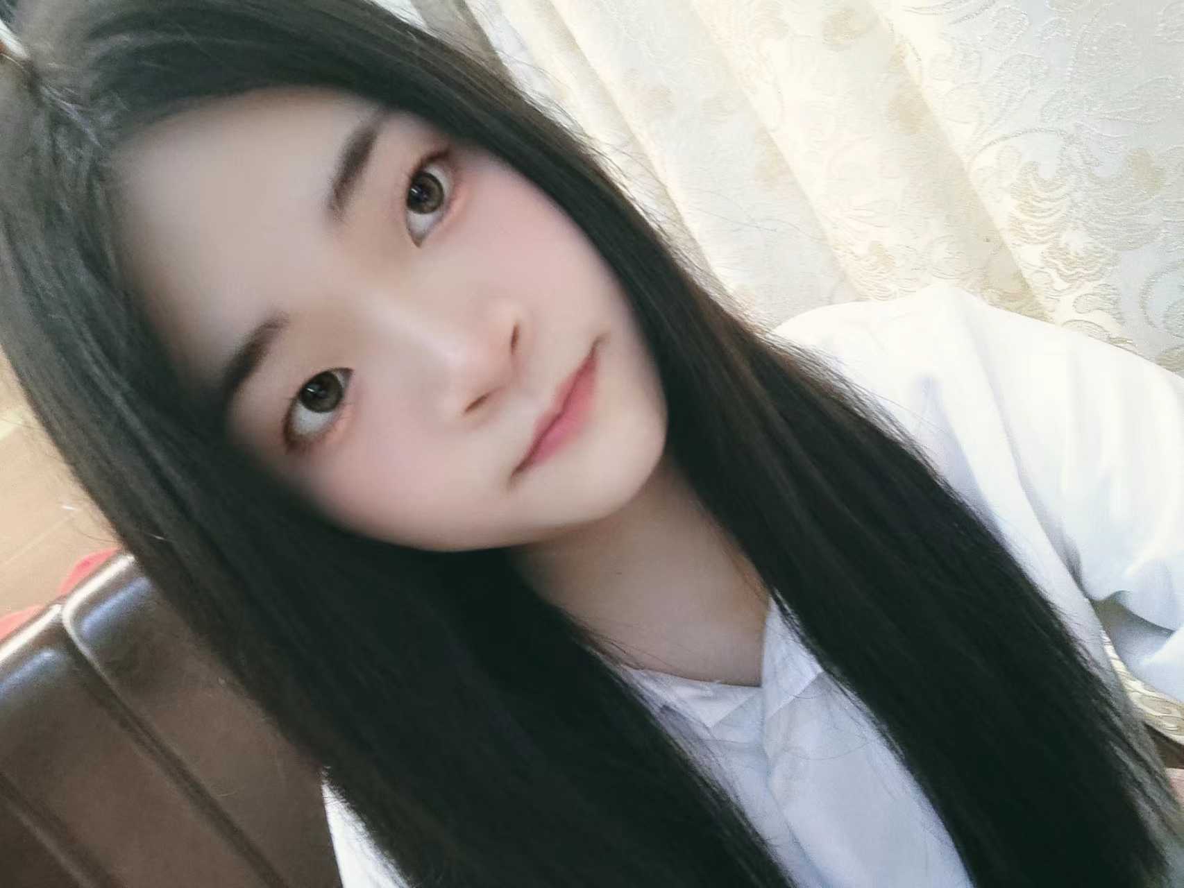 横岗00后小女友