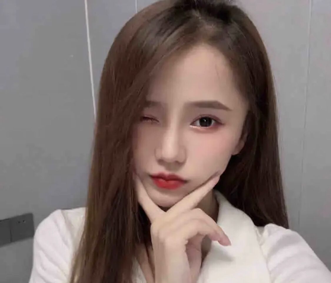 颜控加很嫩的妞子