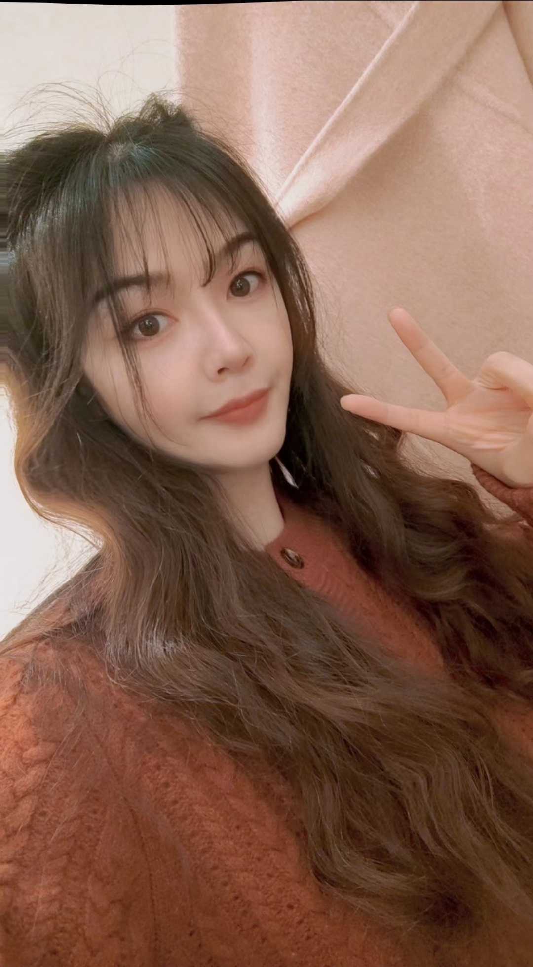 上城气质颜值服务系美女