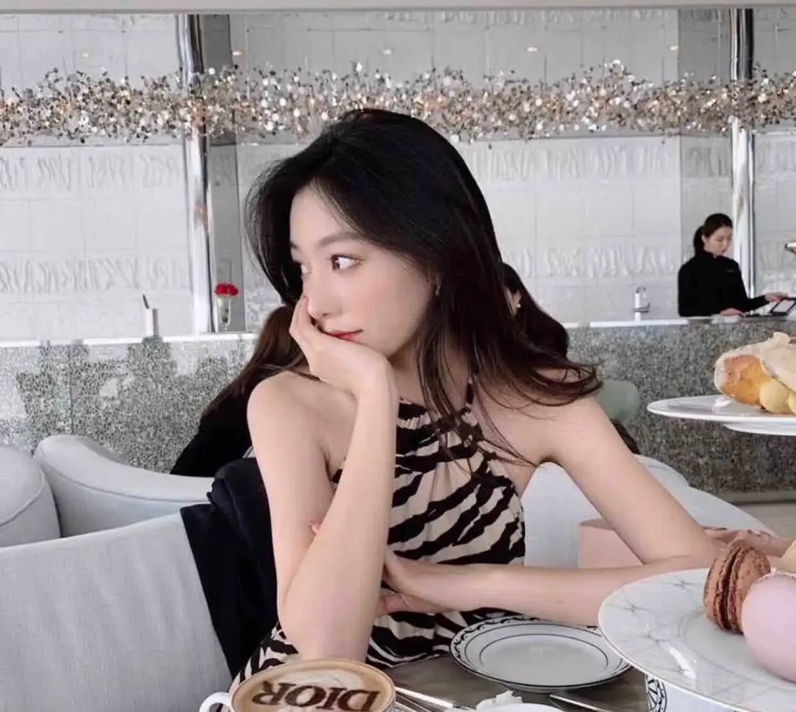 刚下海的美少女初体验