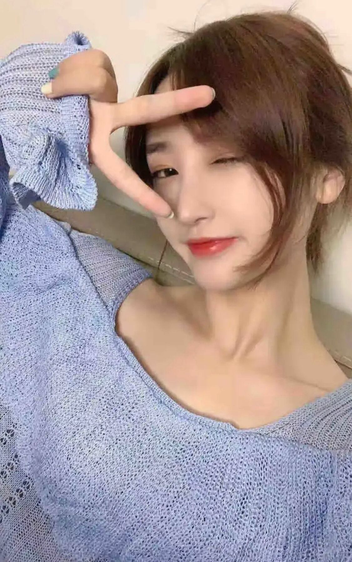 身材颜值不错的兼职妹子