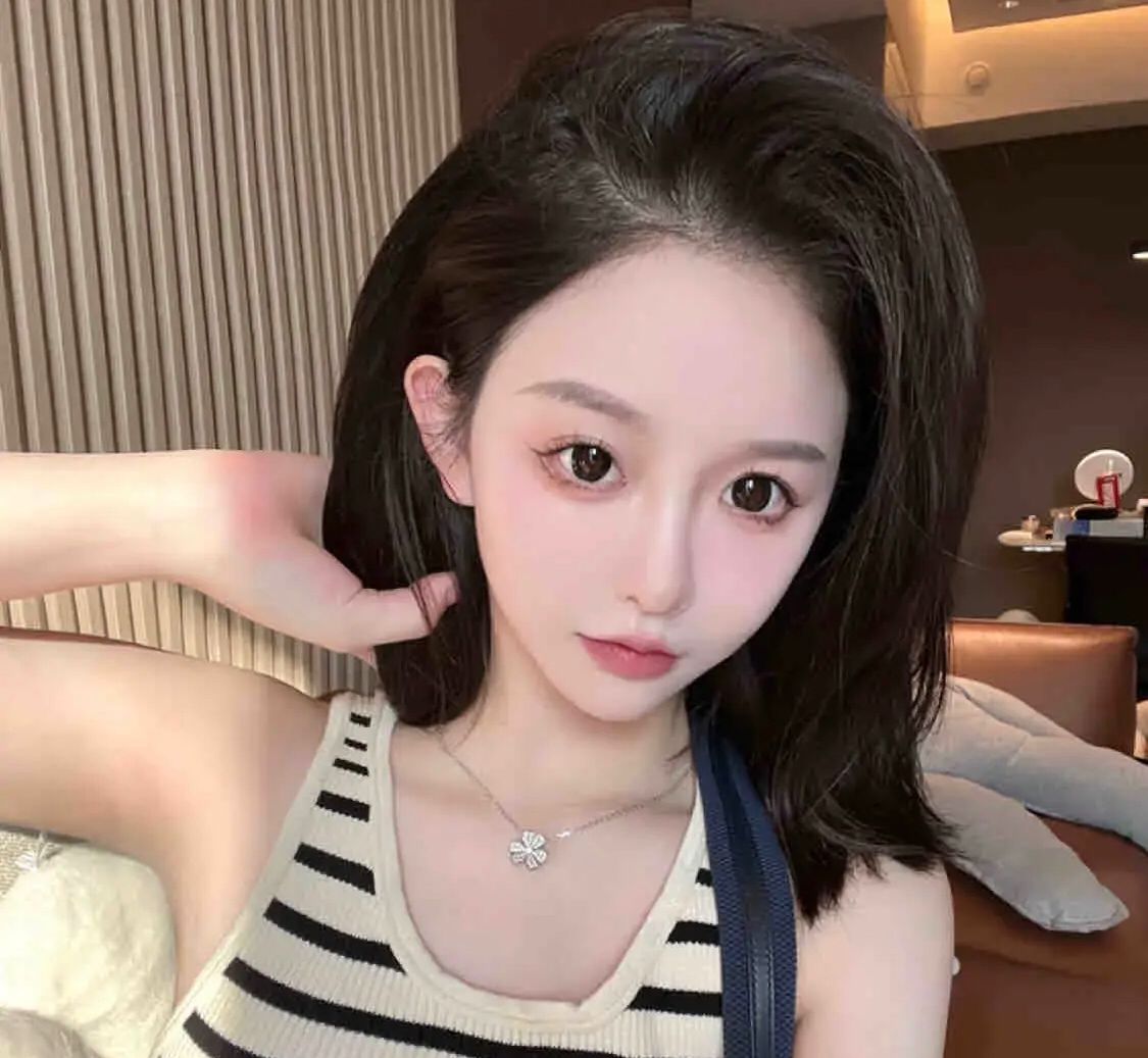 一个温柔体贴的兼职小姐姐