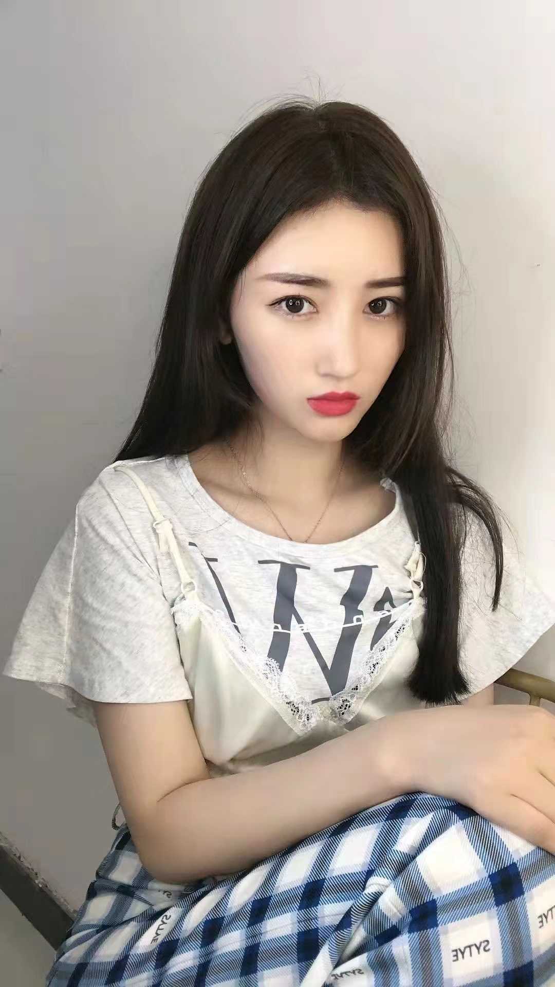 很有味道的漂亮妹妹