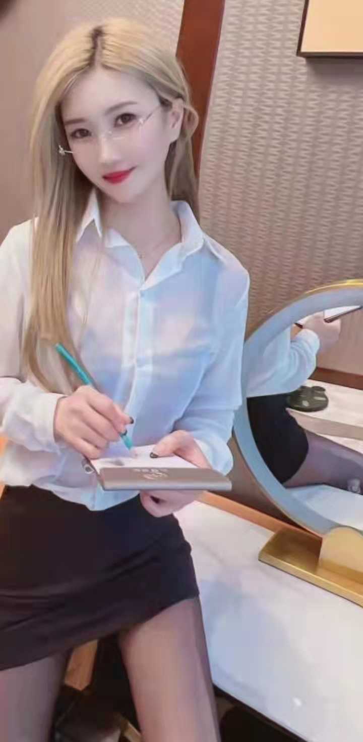  深~hou妹儿 不一样的感受