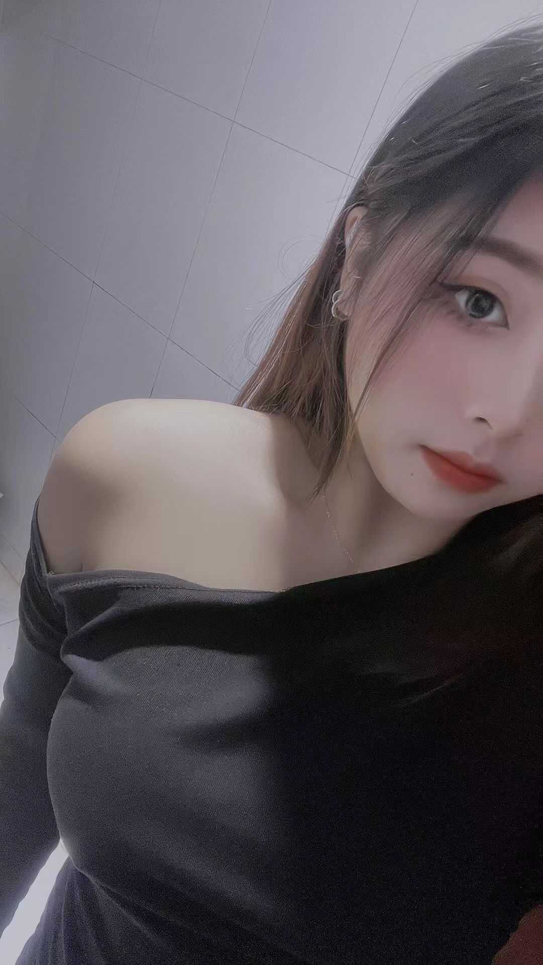 清纯可爱小美女