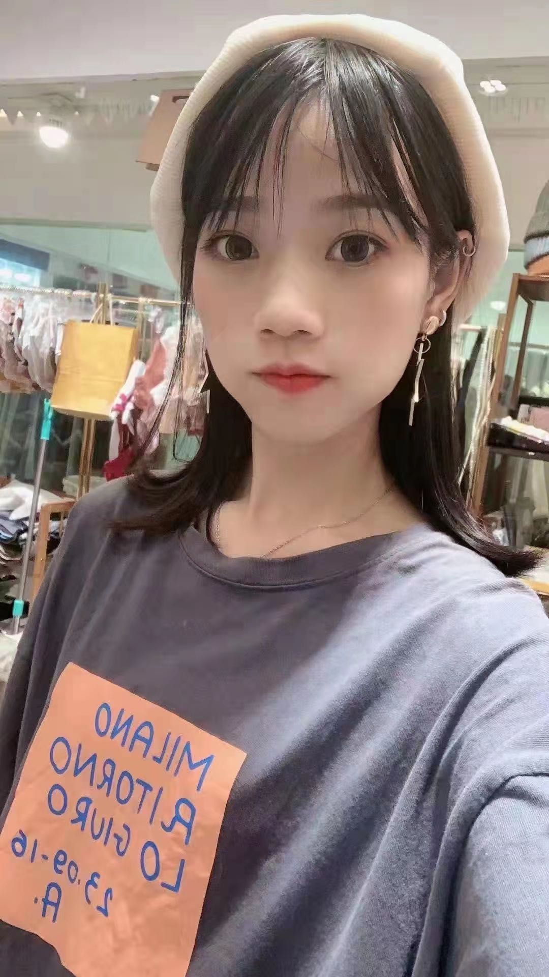 龙岗布吉非常不错的兼职小嫩妹