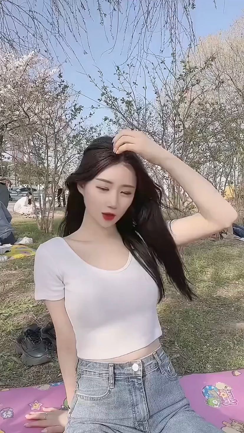 禅城区纯天然胸小梅子