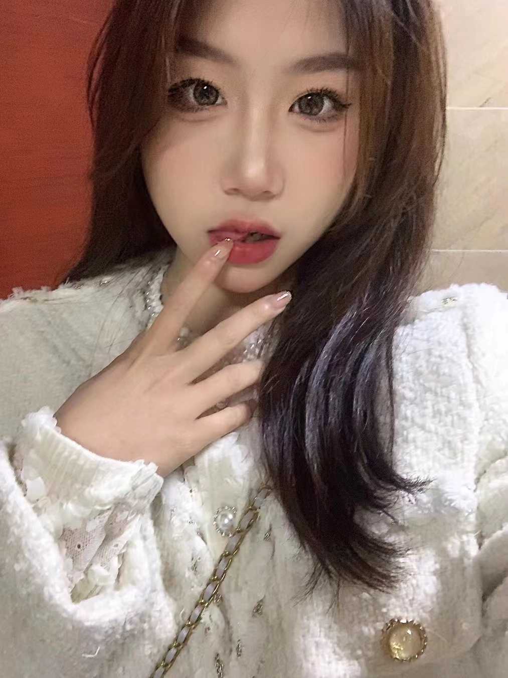 兼职美女小姐姐