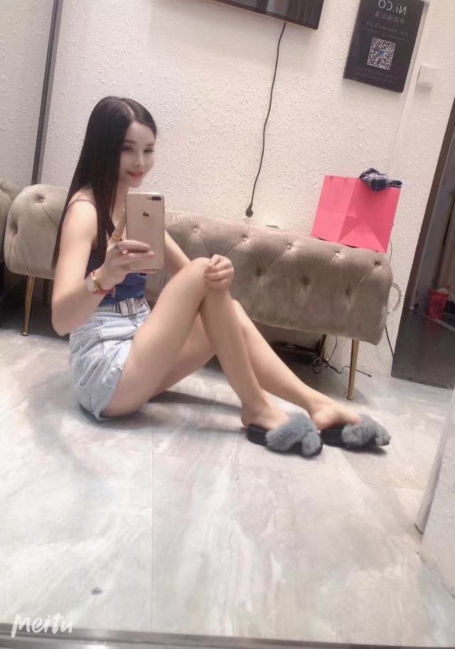 汉阳的一个兼职小妹