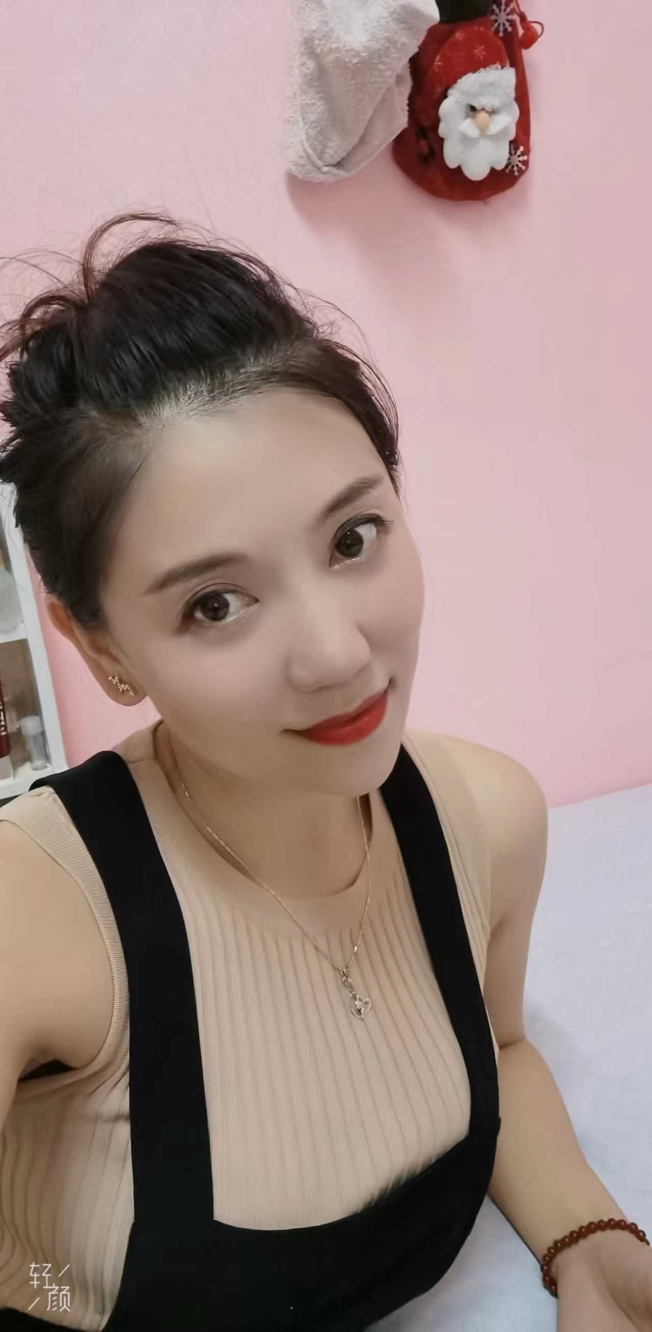 一个不错的少妇