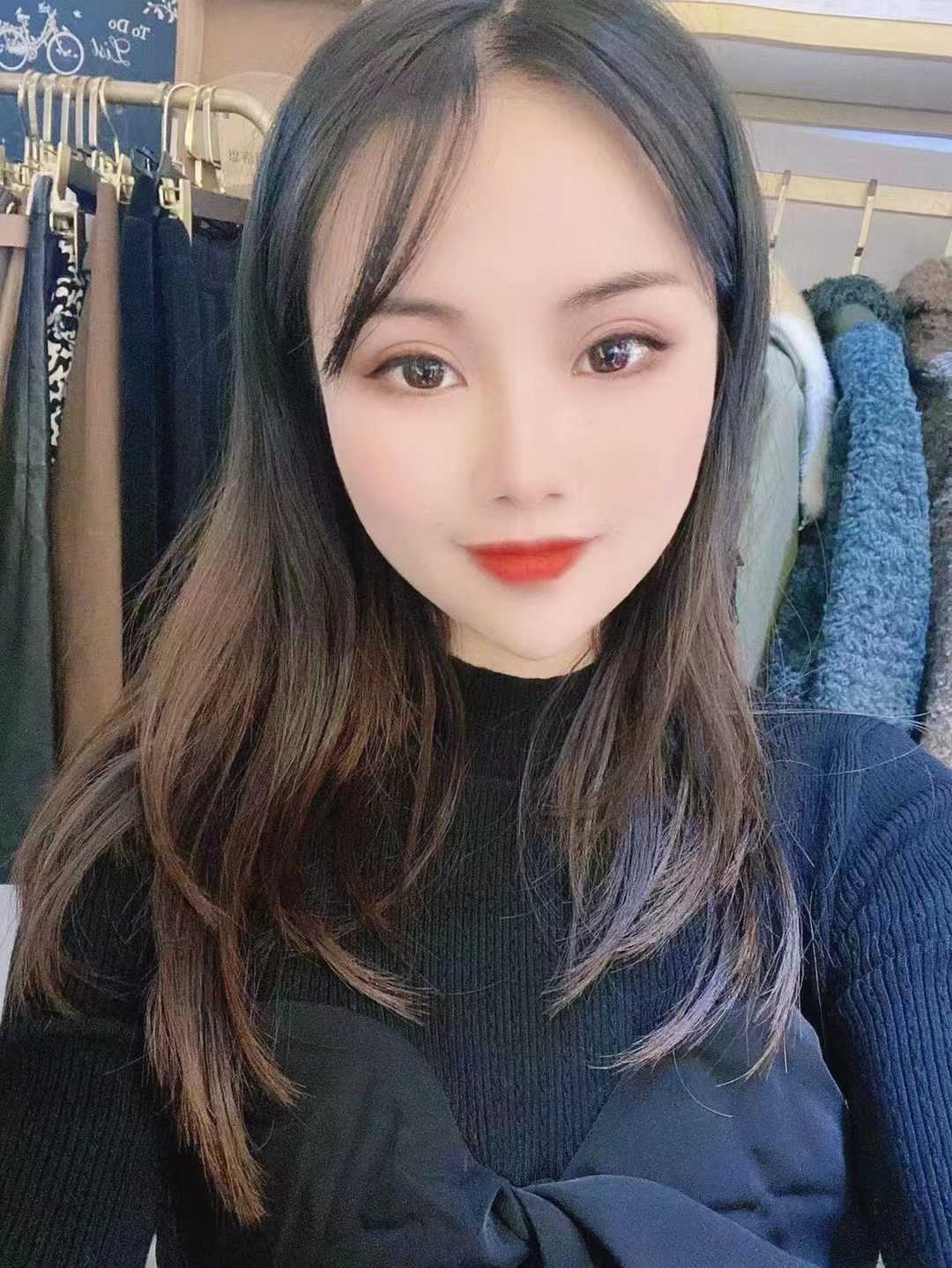 胸大的兼职妹儿