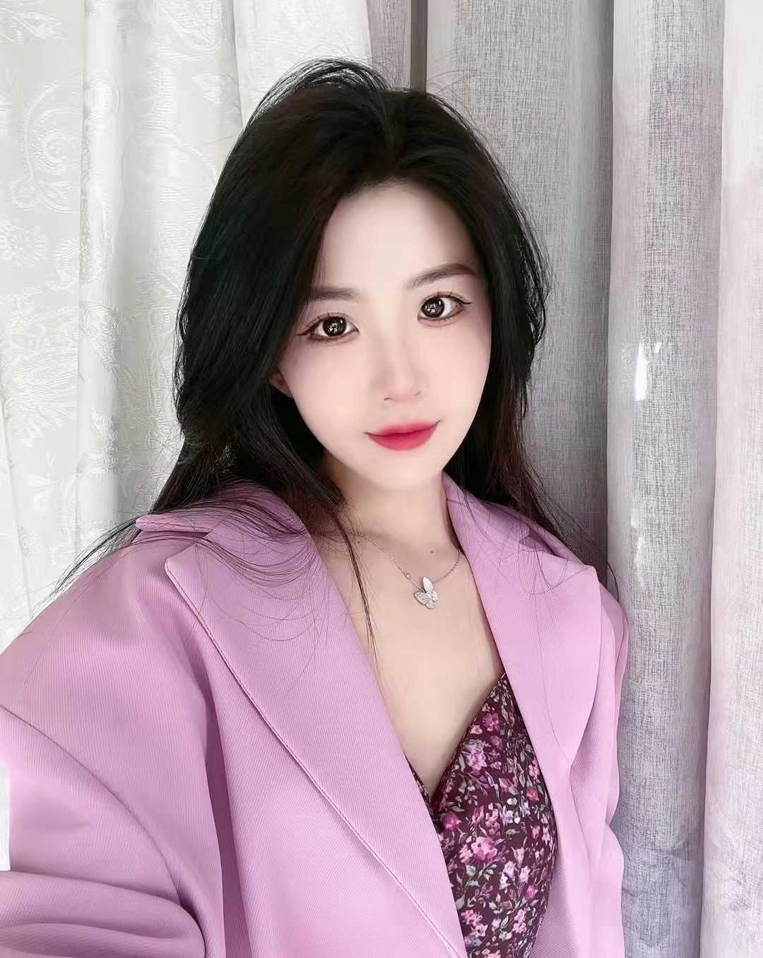 花样多的兼职小妹