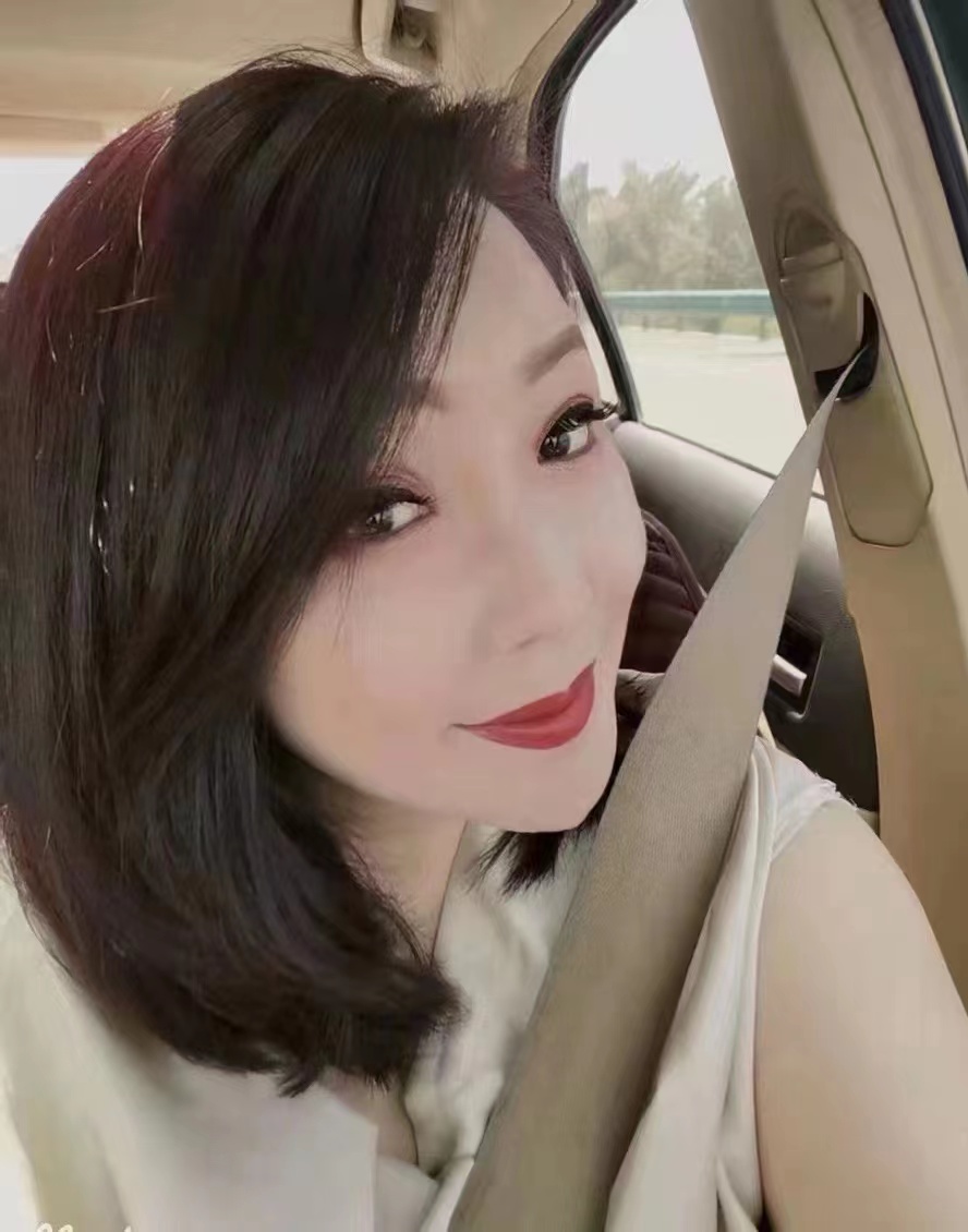 长的不错的大奶少妇