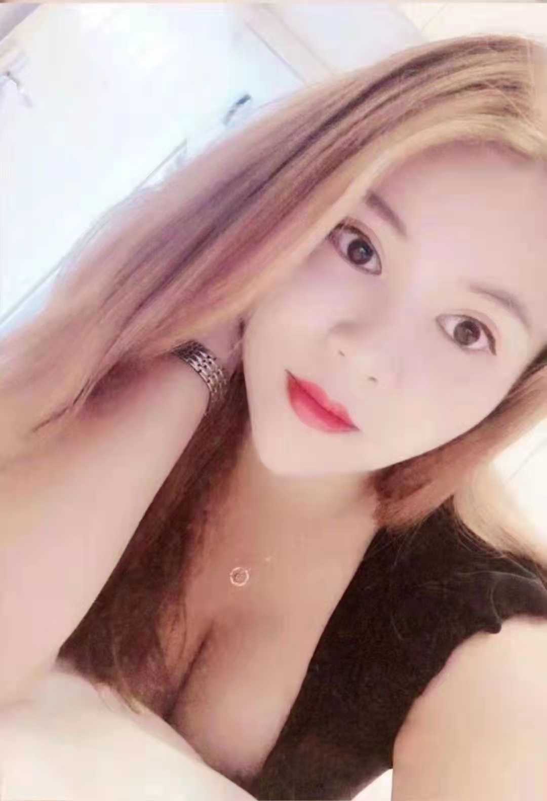 武汉中南漂亮妹妹晓晓