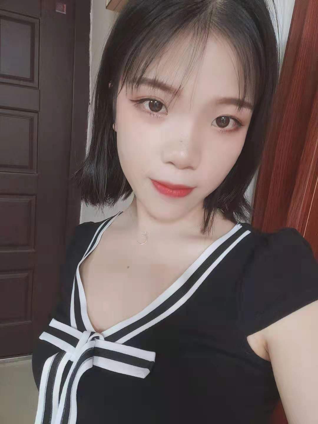 可爱妹子，身材好服务不错