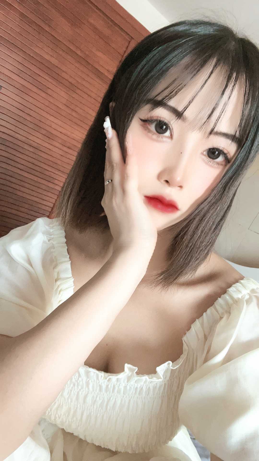 同城可上门的小姐姐